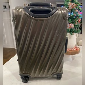 Tumi Aluminum International Carry on luggage